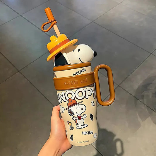 Cute Snoopy Sipper Bottle – Leakproof, Insulated & Adorably Stylish