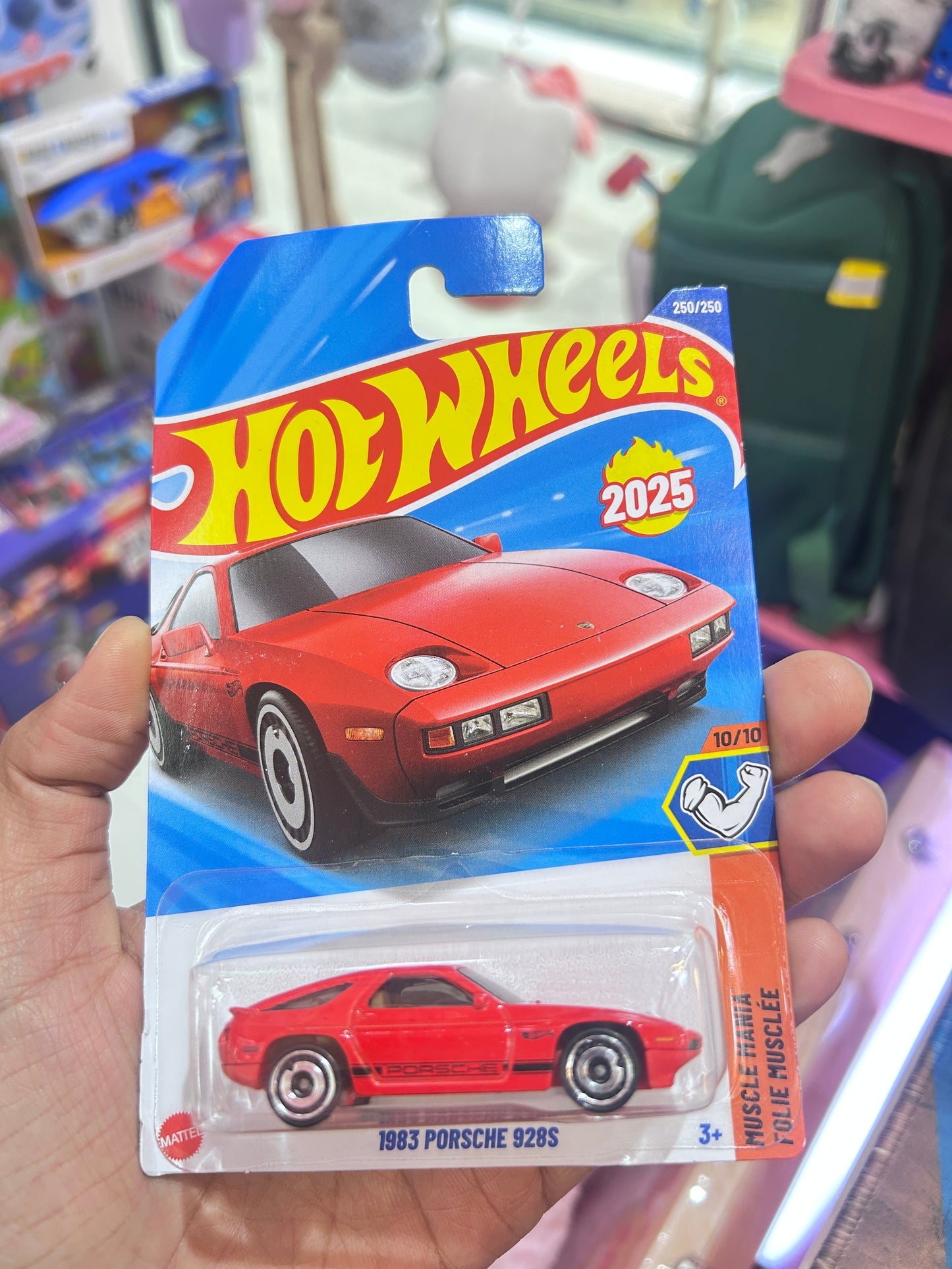 Hot Wheels 1983 Porsche 928S - 2025 P Case | Muscle Mania (Red)