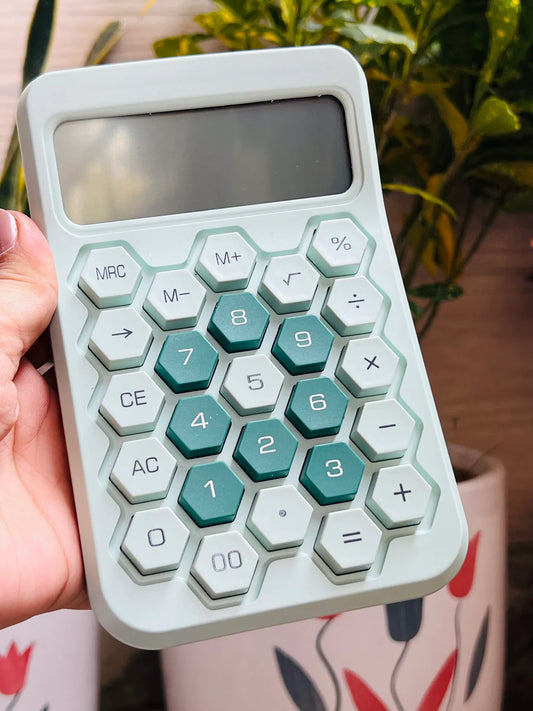Quirky Hexa Calculator