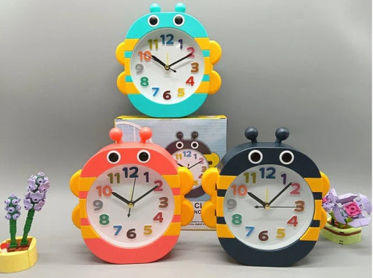 Cute bee-shaped kids' Alarm Clock | Trendy & Cute Gifts at Kawaii Kingdom