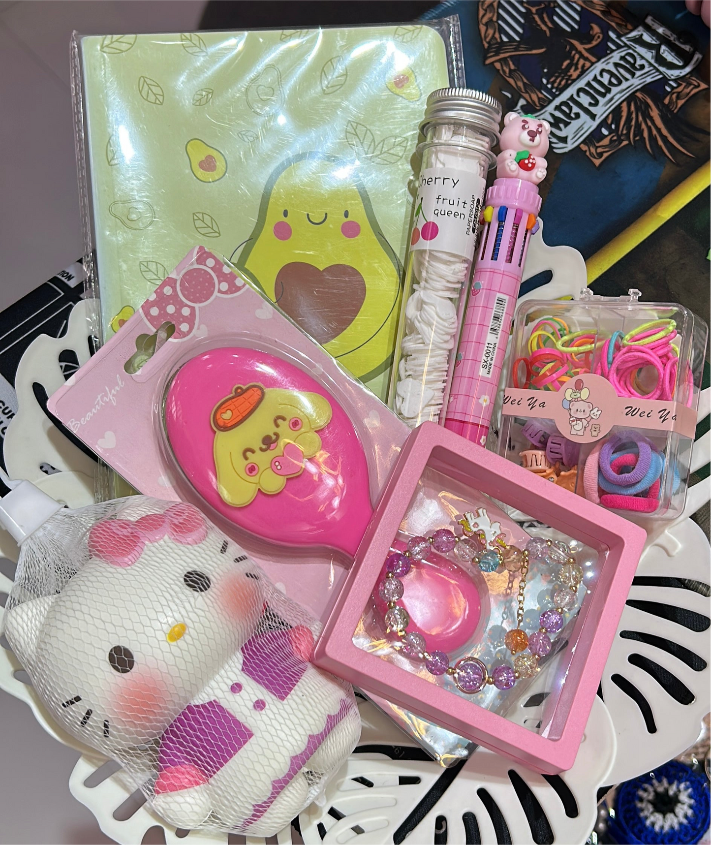 Kawaii Girl’s Gift Hamper – Hello Kitty & Pink Cuties