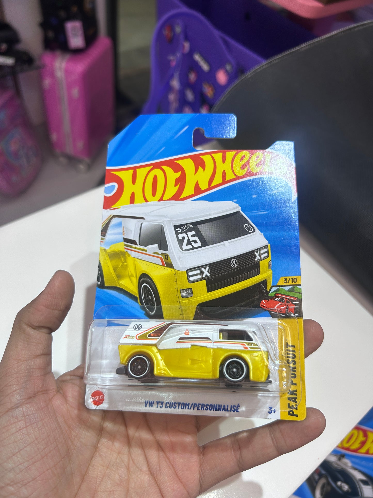 Hot Wheels VW T3 Custom/Personnalisé – Peak Pursuit Series, 1:64 Scale Die-Cast Vehicle