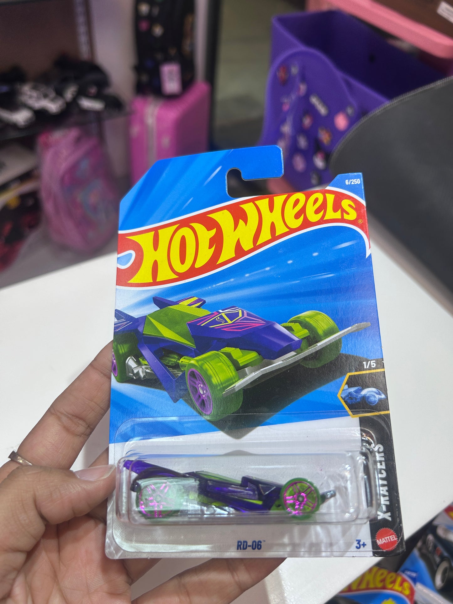 Hot Wheels RD-06 (X-Raycers Series) – Purple/Green, 1:64 Scale Die-Cast Car