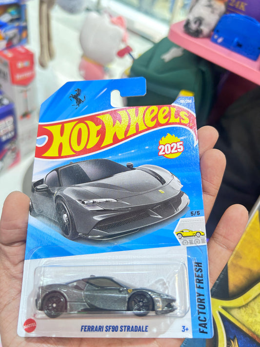 Hot Wheels Ferrari SF90 Stradale - Custom/2025 Edition | Factory Fresh (Grey/Silver)