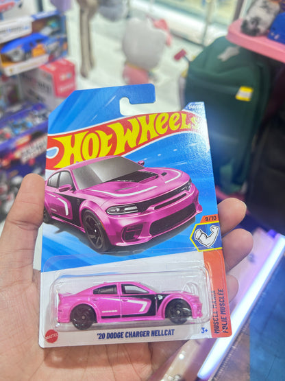 Hot Wheels '20 Dodge Charger Hellcat - 2025 P Case | Muscle Mania (Metallic Purple)