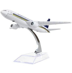 Singapore Airlines B777 Aeroplane Diecast Model 16 CM